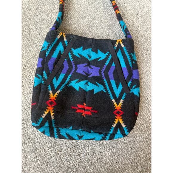 Unknown Wool Aztec bold colored purse - Picture 3 of 8